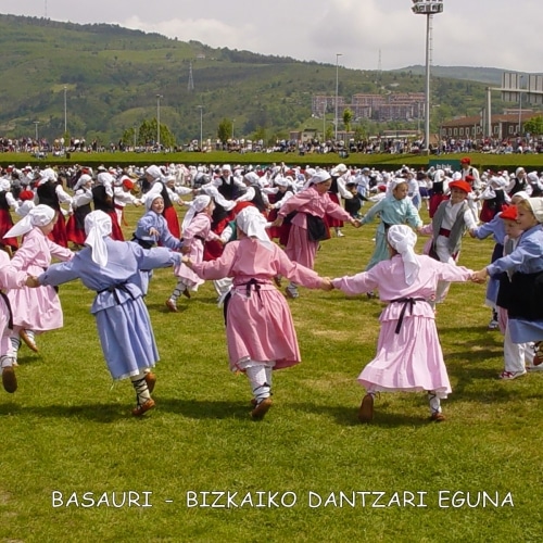 1_DANTZARI-EGUNA-BASAURI-3