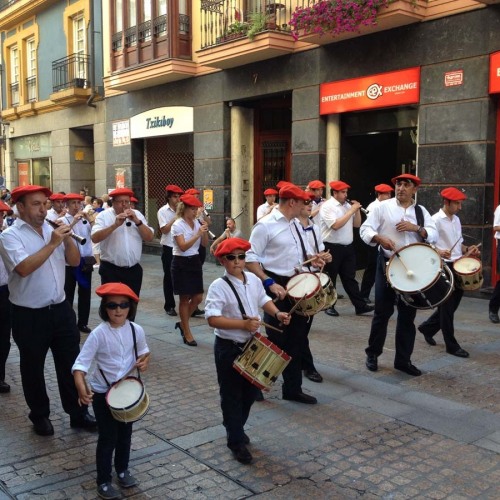 ASTE-NAGUSIA-1